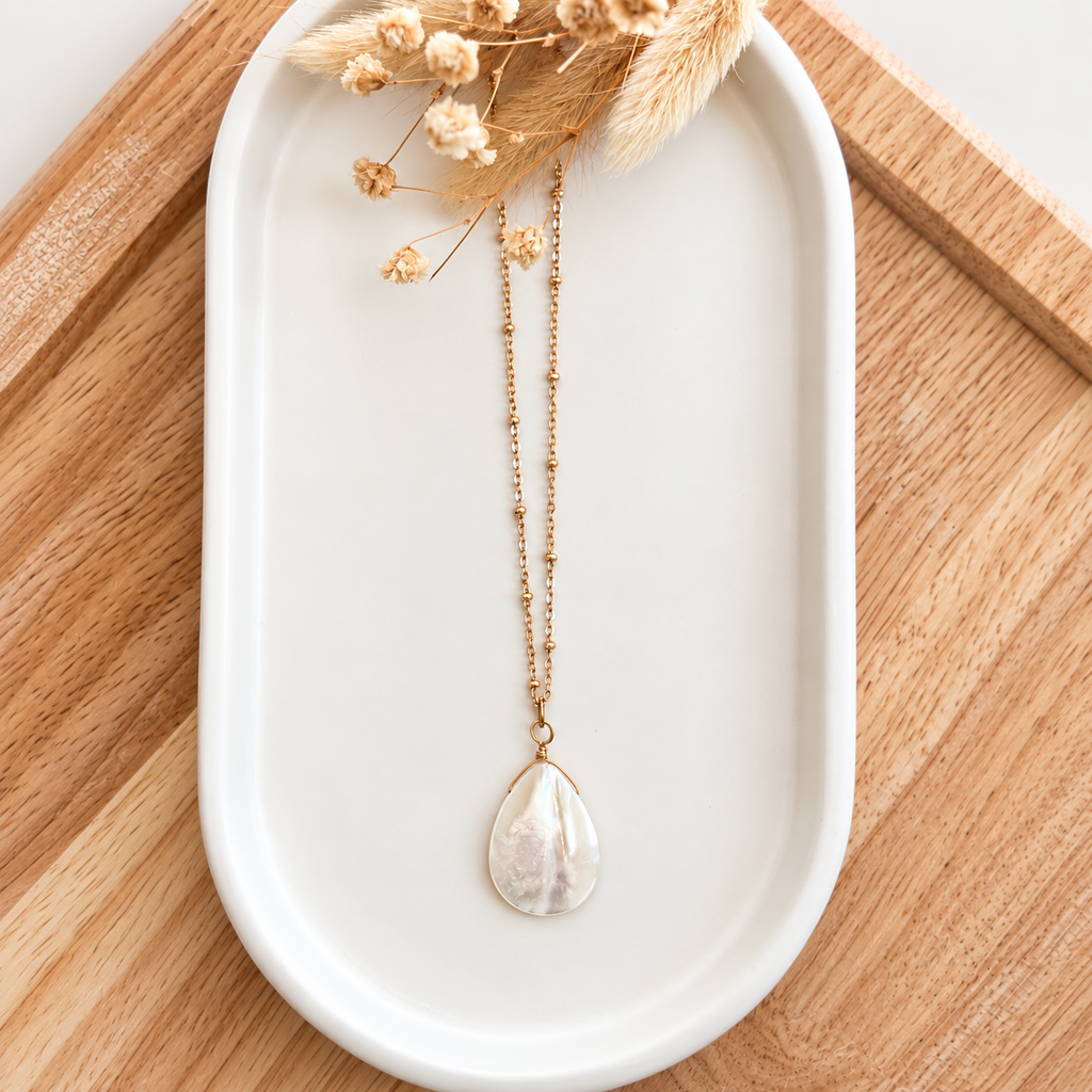 Chaîne Naïa – Nacre